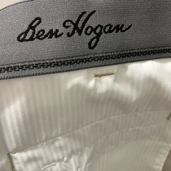 3/$15 Ben Hogan Men's Size 40 Tan Golf Shorts - Picture 3 of 4
